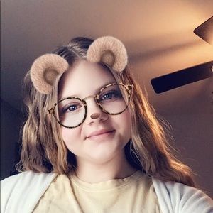 Meet your Posher, Isabella